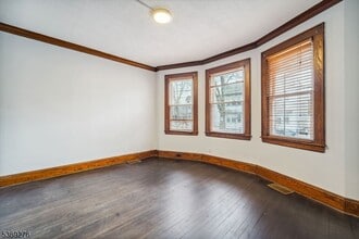 410 E Kinney St in Newark, NJ - Building Photo - Building Photo