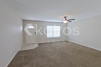 338 Malauka Loop in Ocklawaha, FL - Building Photo - Building Photo