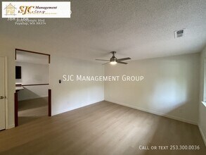 2515 Olympic Blvd in Puyallup, WA - Building Photo - Building Photo