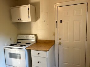 490 E Indiana Ave, Unit 3 in Southern Pines, NC - Building Photo - Building Photo