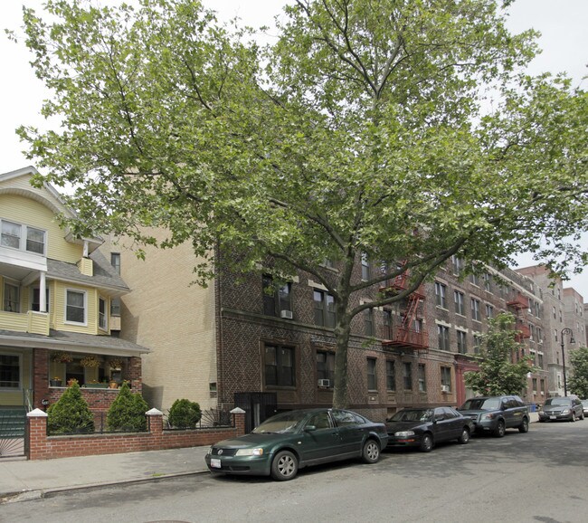 30 Westminster in Brooklyn, NY - Foto de edificio - Building Photo