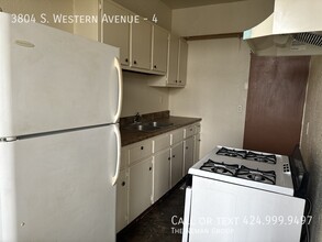 3804 S Western Ave-Unit -4 in Los Angeles, CA - Building Photo - Building Photo