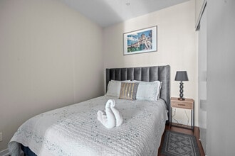 79 Dunfield Ave in Toronto, ON - Building Photo - Building Photo