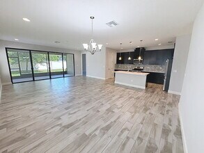 11220 Fish Eagle Dr in Riverview, FL - Building Photo - Building Photo