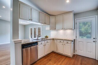 815 Downing Dr in Richardson, TX - Building Photo - Building Photo