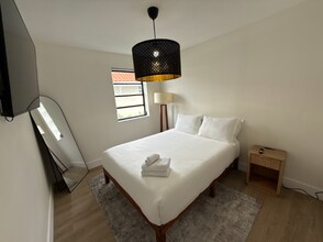 1716 SW 11th St in Miami, FL - Foto de edificio - Building Photo