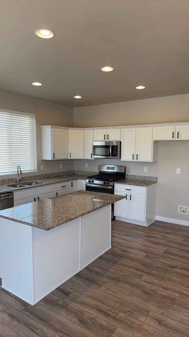 property at 927 Wahlen Way