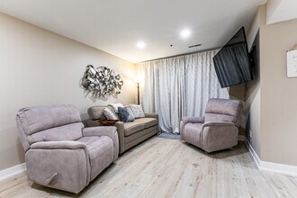 6861 N 2200 W in Park City, UT - Building Photo - Building Photo