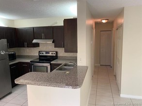 11633 Royal Palm Blvd-Unit -11633 in Coral Springs, FL - Building Photo - Building Photo