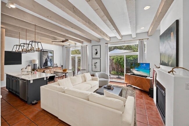 property at 753 Viento Cir
