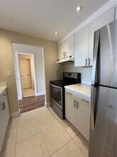 2160 SW 16th Ave in Miami, FL - Building Photo - Building Photo