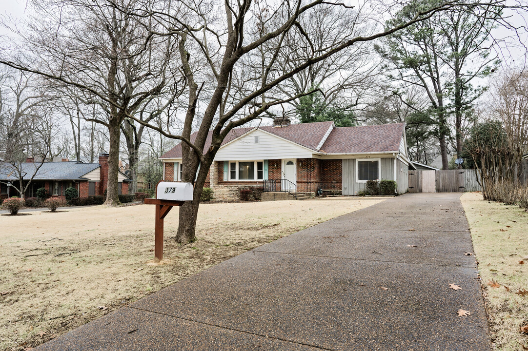 379 Saint Nick Dr in Memphis, TN - Building Photo