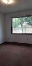 3378 Foothill Rd, Unit 3 in Dubuque, IA - Building Photo - Building Photo