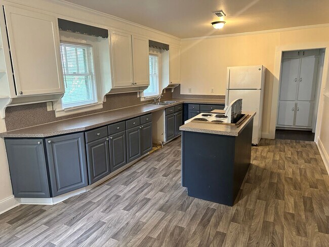 9155 US-601 in Midland, NC - Building Photo - Building Photo