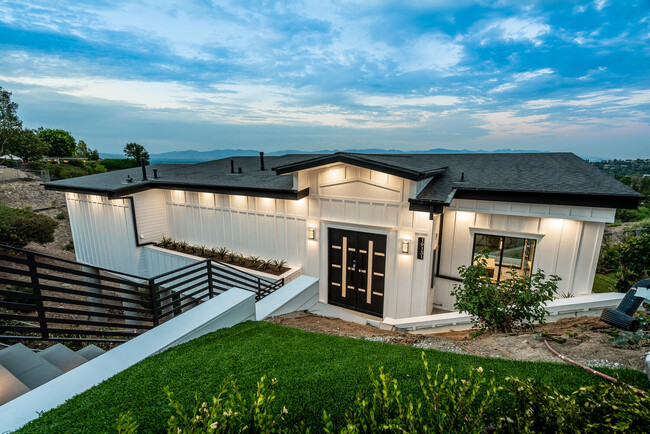 19131 Menard Pl in Los Angeles, CA - Building Photo - Building Photo