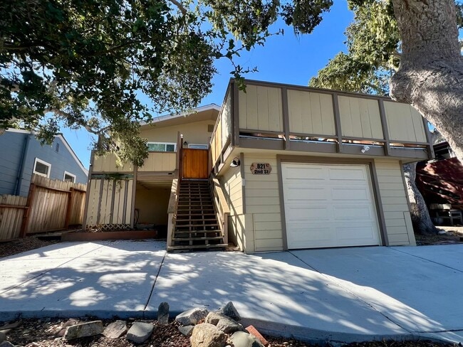 821 2nd St in Pacific Grove, CA - Building Photo - Building Photo