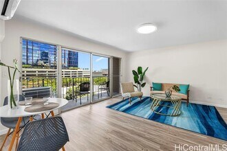 731 Amana St in Honolulu, HI - Building Photo - Building Photo