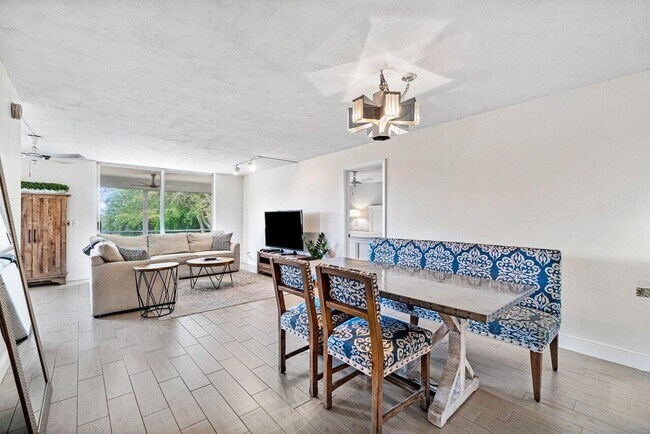 6000 NW 2nd Ave in Boca Raton, FL - Building Photo - Building Photo