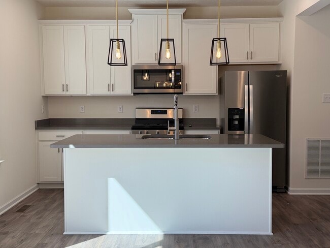 133 Affinity Dr in Harmony, PA - Building Photo - Building Photo