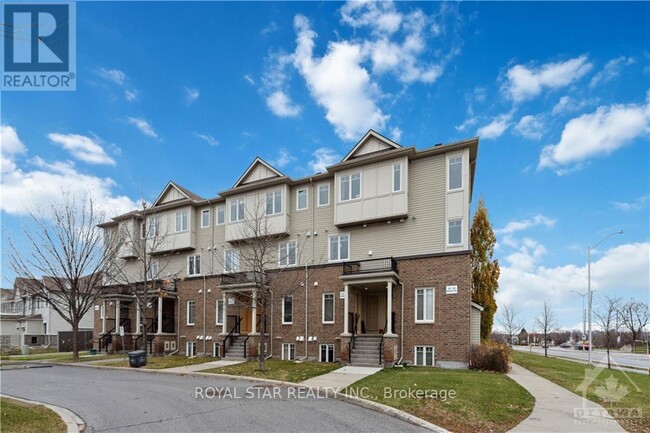 148 Urbancrest Private in Ottawa, ON - Building Photo - Building Photo