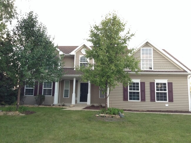 property at 7003 Pyramid Dr