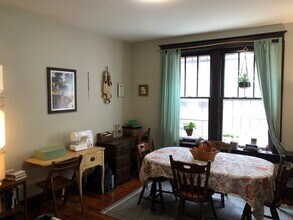 2606 Oregon Ave-Unit -1st Floor in St. Louis, MO - Building Photo - Building Photo