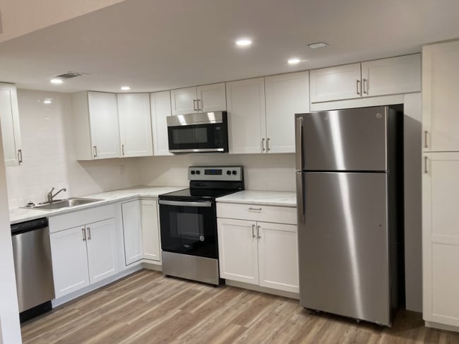 property at 1895 40th Ave