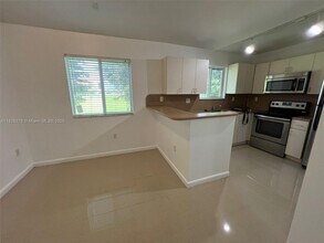 990 NE 33rd Terrace in Homestead, FL - Building Photo - Building Photo