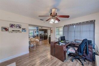 1433 Spring Ln in Clearwater, FL - Building Photo - Building Photo