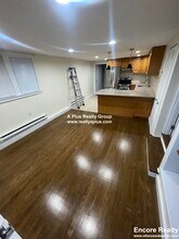 842 South St in Boston, MA - Building Photo - Building Photo