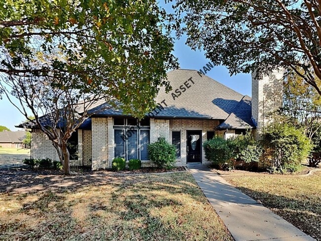 property at 4110 Rustic Ln