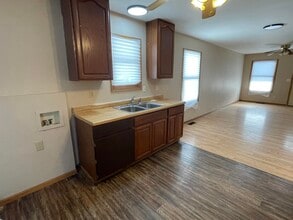 1019 Grove in Danville, IL - Building Photo - Building Photo