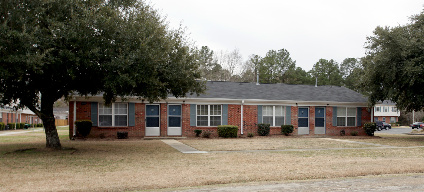 Trinity Apartments in Camden, SC - Foto de edificio