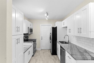 2309 E Liberty St in Tampa, FL - Foto de edificio - Building Photo