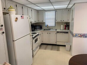 2420 Deer Creek Country Club Blvd in Deerfield Beach, FL - Building Photo - Building Photo