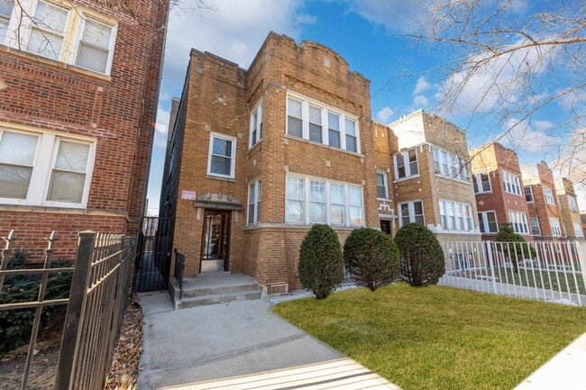 6352 S Francisco Ave in Chicago, IL - Building Photo - Building Photo