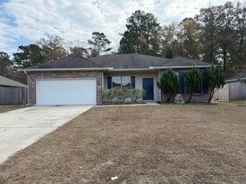 169 Jack Pine Ln in Ponchatoula, LA - Building Photo