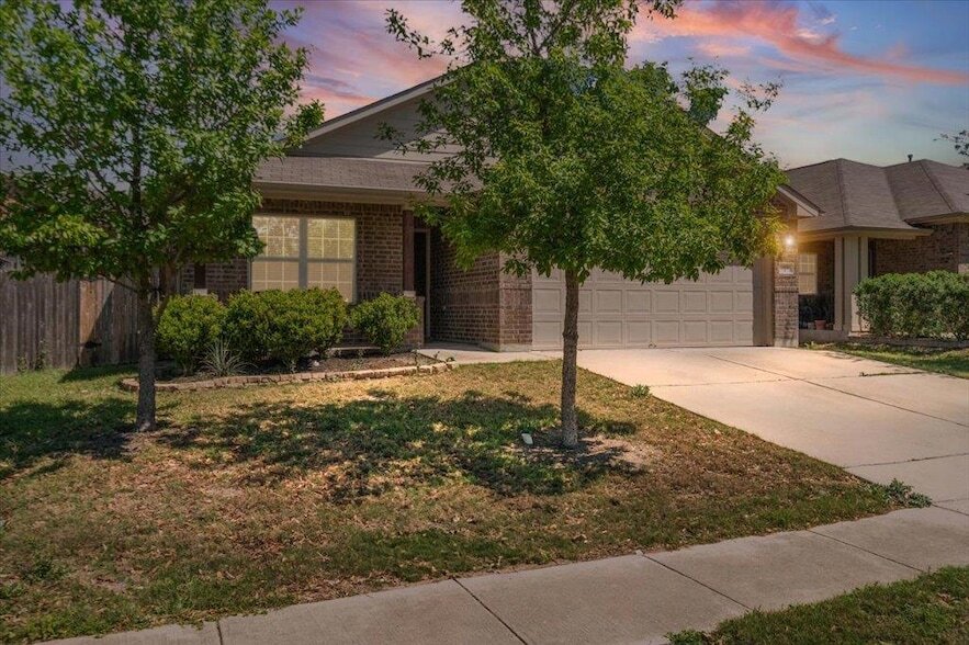 388 Pond View Pass in Buda, TX - Building Photo