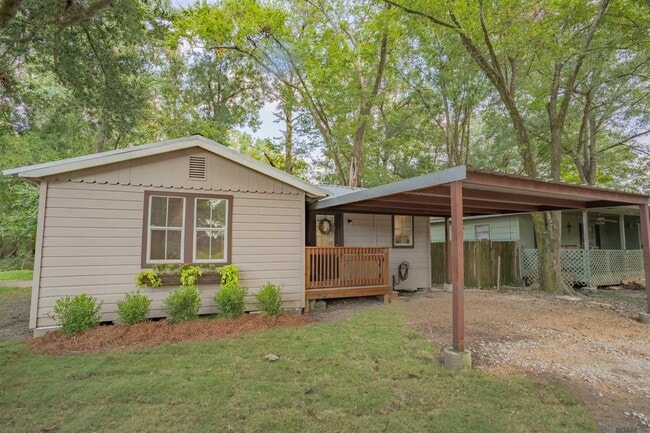 property at 30114 Oak St