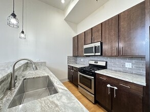 1432 W 21st St in Chicago, IL - Foto de edificio - Building Photo