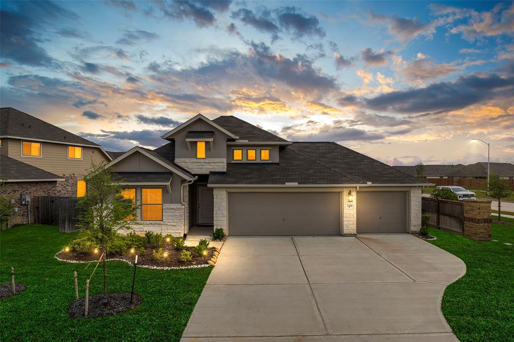 3306 Old Ironwood Dr in Spring, TX - Building Photo