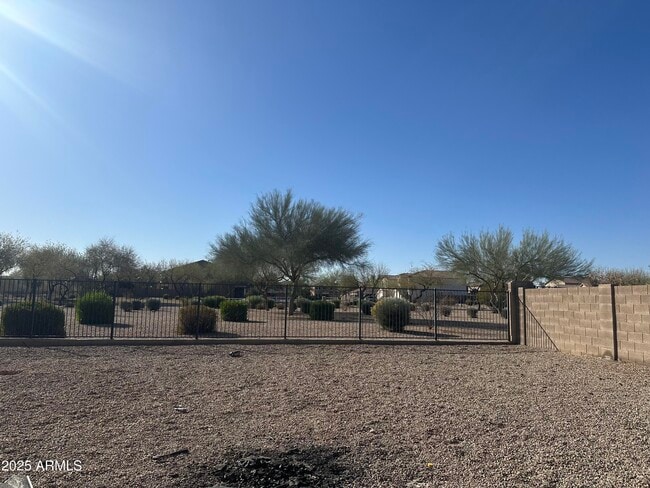 313 E Dry Creek Rd in San Tan Valley, AZ - Building Photo - Building Photo