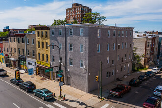 701-703 W Girard Ave in Philadelphia, PA - Building Photo - Building Photo