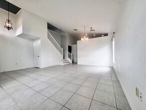 661 Hacienda Cir in Kissimmee, FL - Building Photo - Building Photo