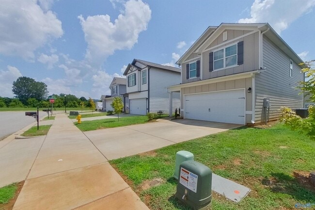 6405 Upchurch Dr in Huntsville, AL - Building Photo - Building Photo