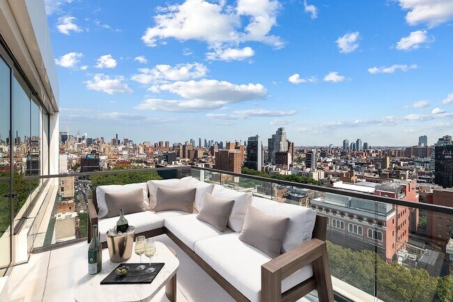 171 Chrystie St