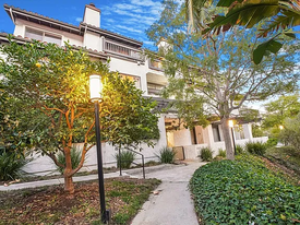 1575 Palisades Dr in Los Angeles, CA - Building Photo