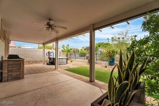 3027 Panorama Ridge Dr in Henderson, NV - Building Photo - Building Photo