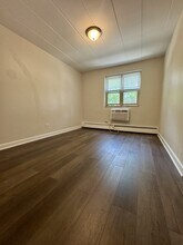 7234 N Ridge Blvd, Unit #103 in Chicago, IL - Foto de edificio - Building Photo