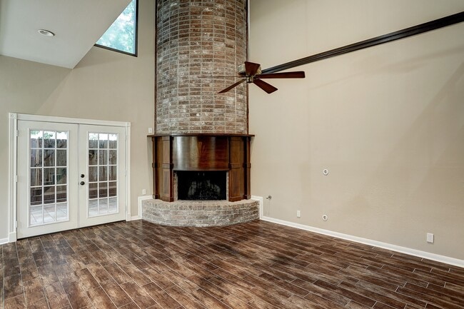 property at 15010 Kimberley Ct